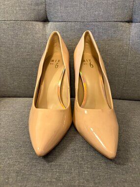 Mix No. 6 Nude Patent Leather Pointed Toe Pumps Stiletto Heels Size 10